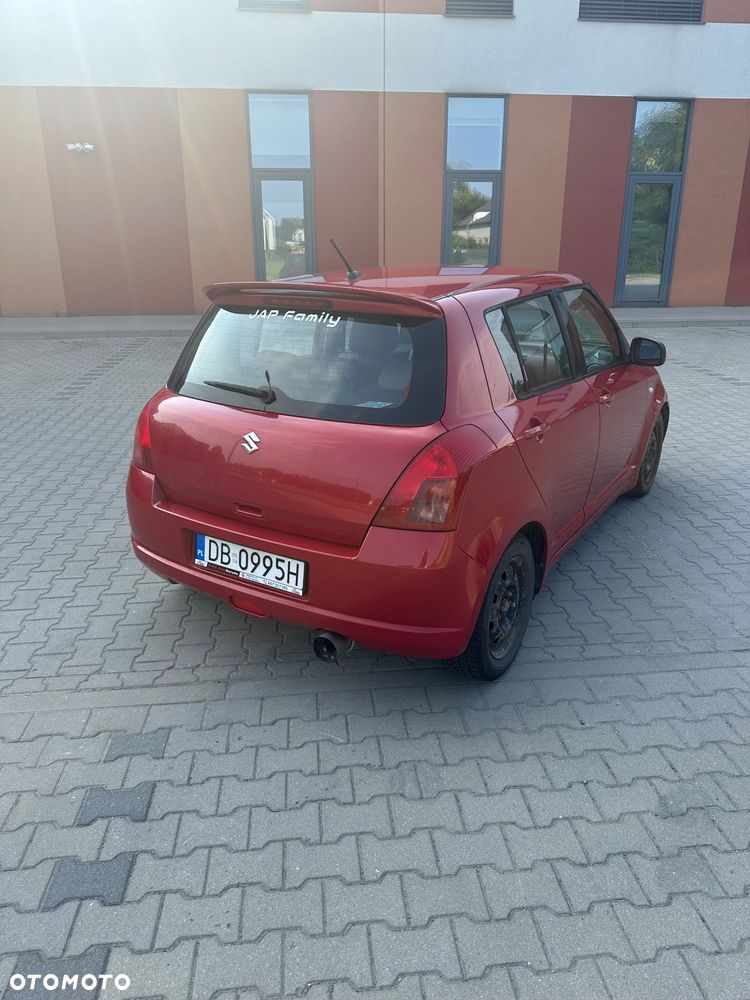 Suzuki Swift - 7