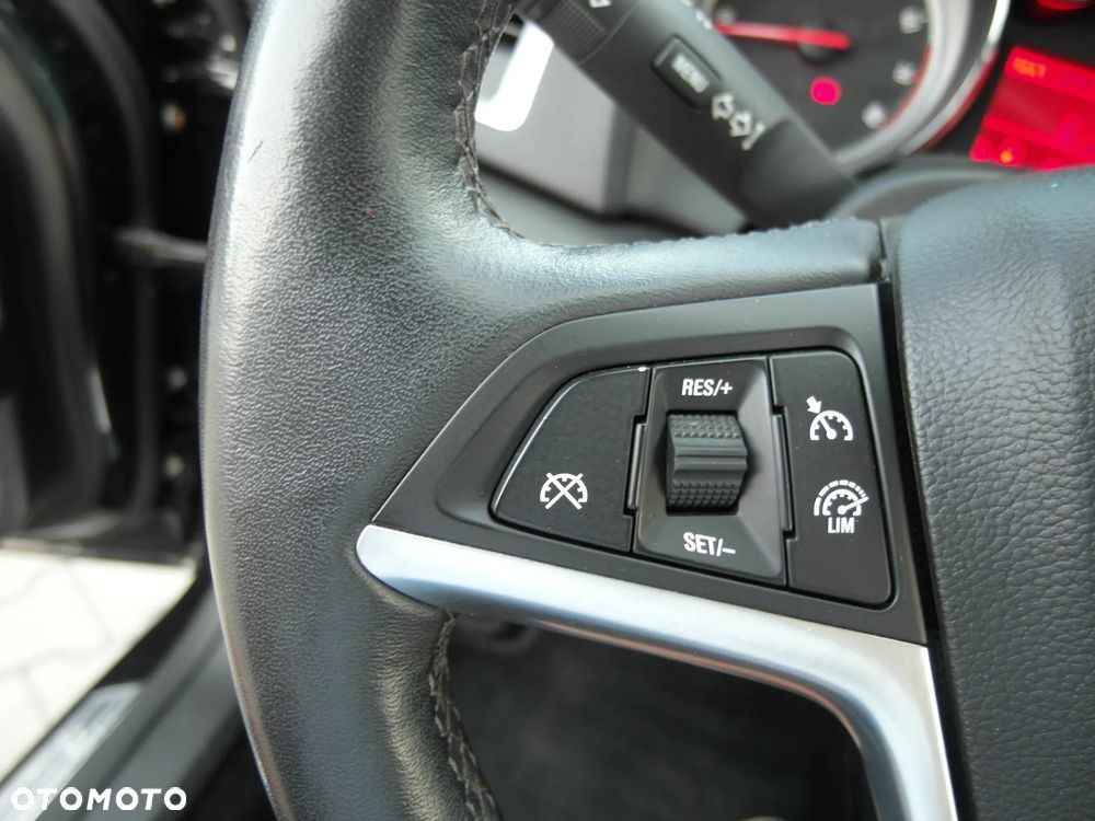 Opel Astra 1.4 Turbo Innovation - 30