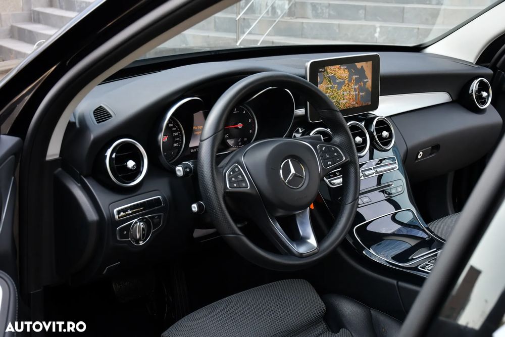 Mercedes-Benz C 220 (BlueTEC) d 7G-TRONIC Exclusive - 32