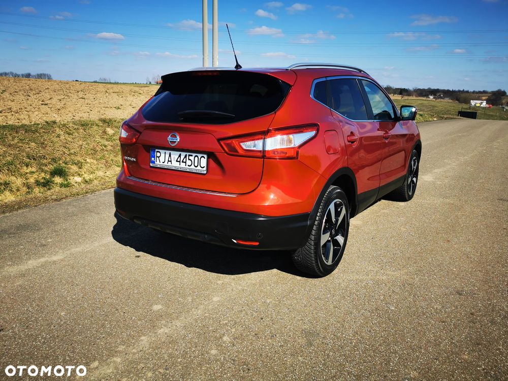 Nissan Qashqai 1.6 DCi Xtronic N-Connecta - 7