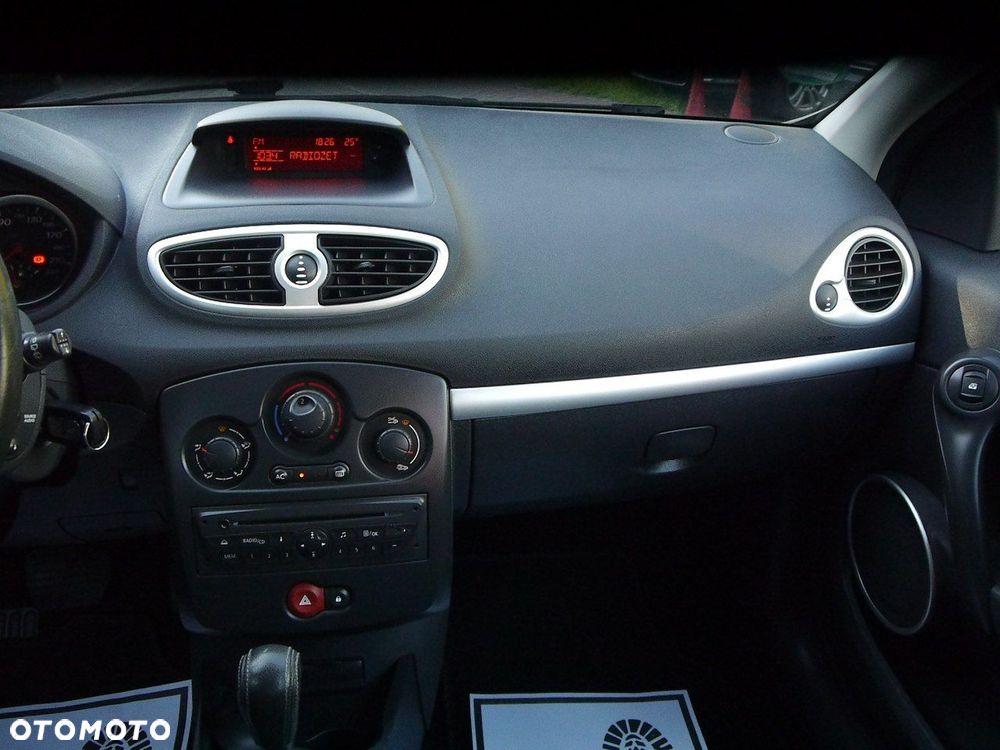 Renault Clio - 20