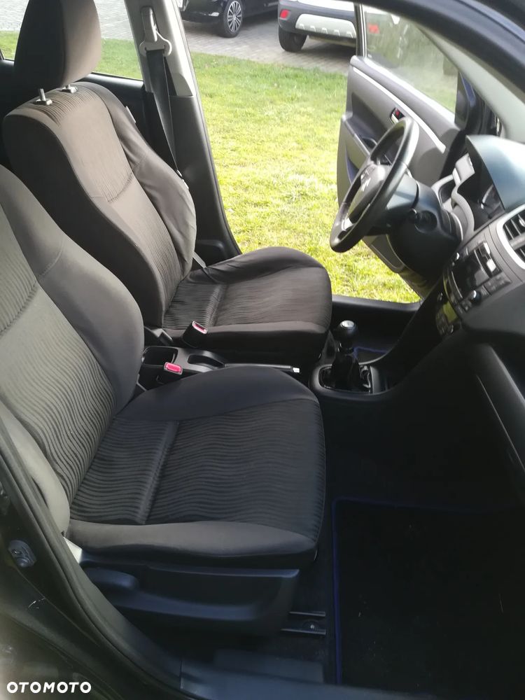 Suzuki Swift 1.3 DDiS 16v GL Airco DPF - 14