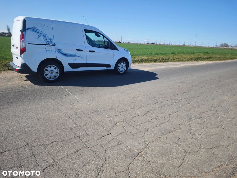 Ford CONNECT - 7