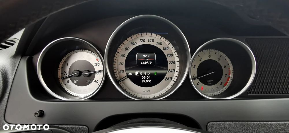 Mercedes-Benz Klasa C 180 (BlueEFFICIENCY) 7G-TRONIC Avantgarde - 10
