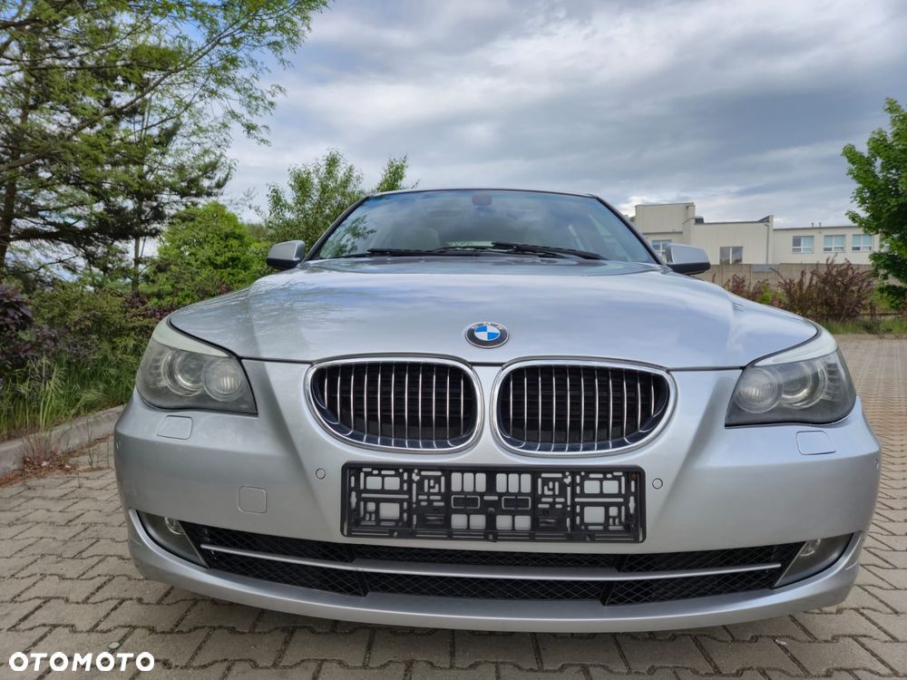 BMW Seria 5 525d xDrive - 3