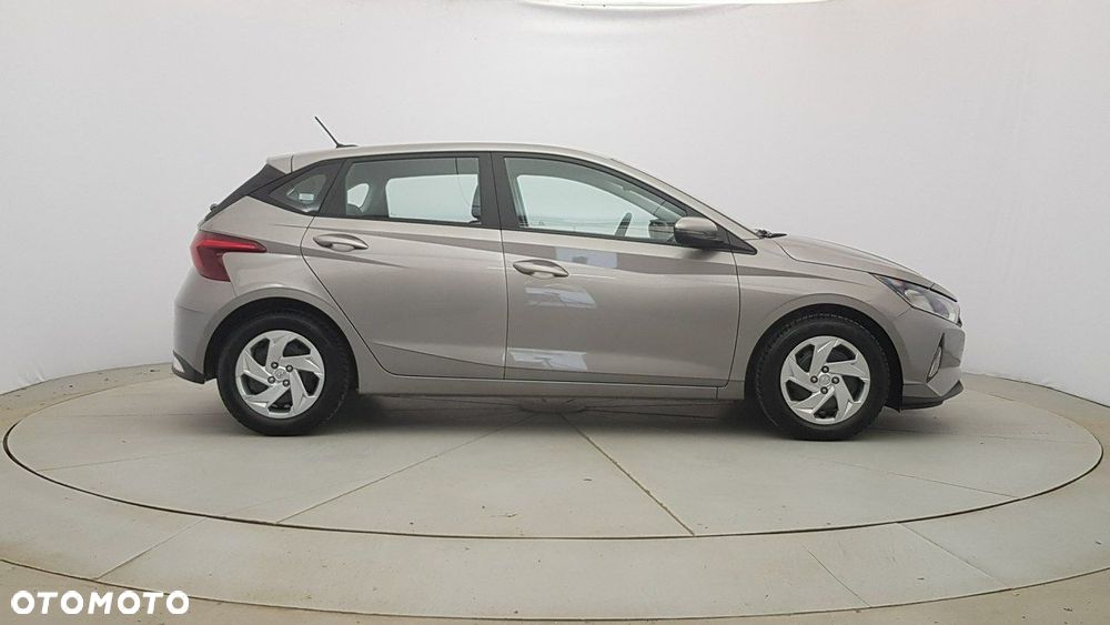 Hyundai i20 - 8