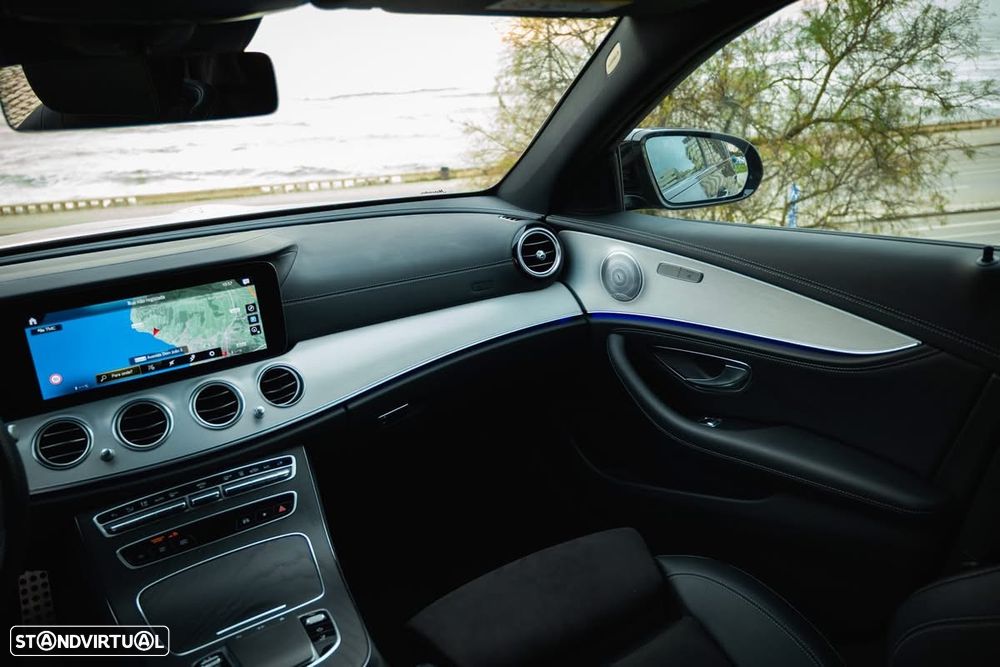 Mercedes-Benz E 300 de 9G-TRONIC AMG Line - 28