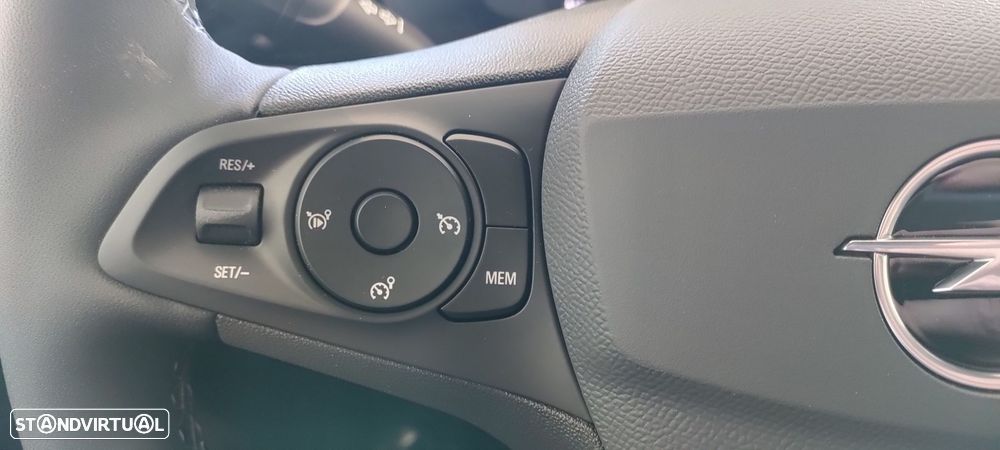 Opel Corsa 1.2 T GS - 9