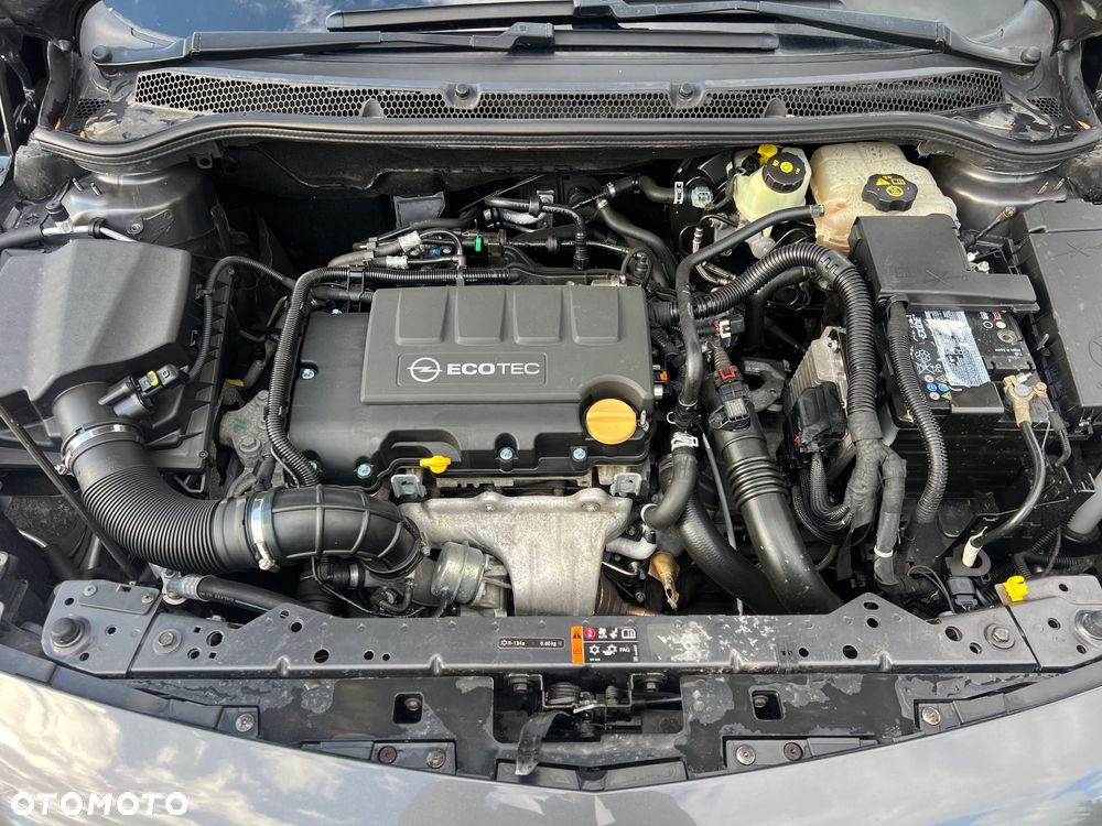 Opel Astra 1.4 Turbo Edition - 16