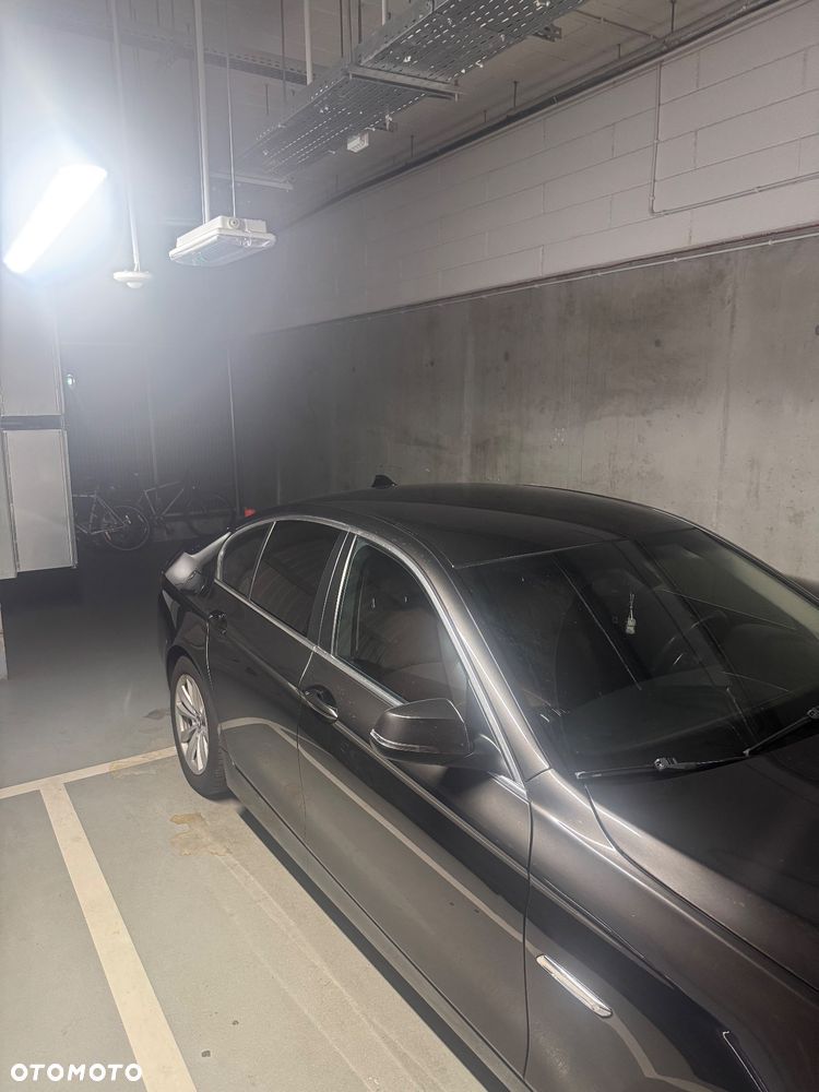 BMW Seria 5 520d Efficient Dynamics Edition - 4