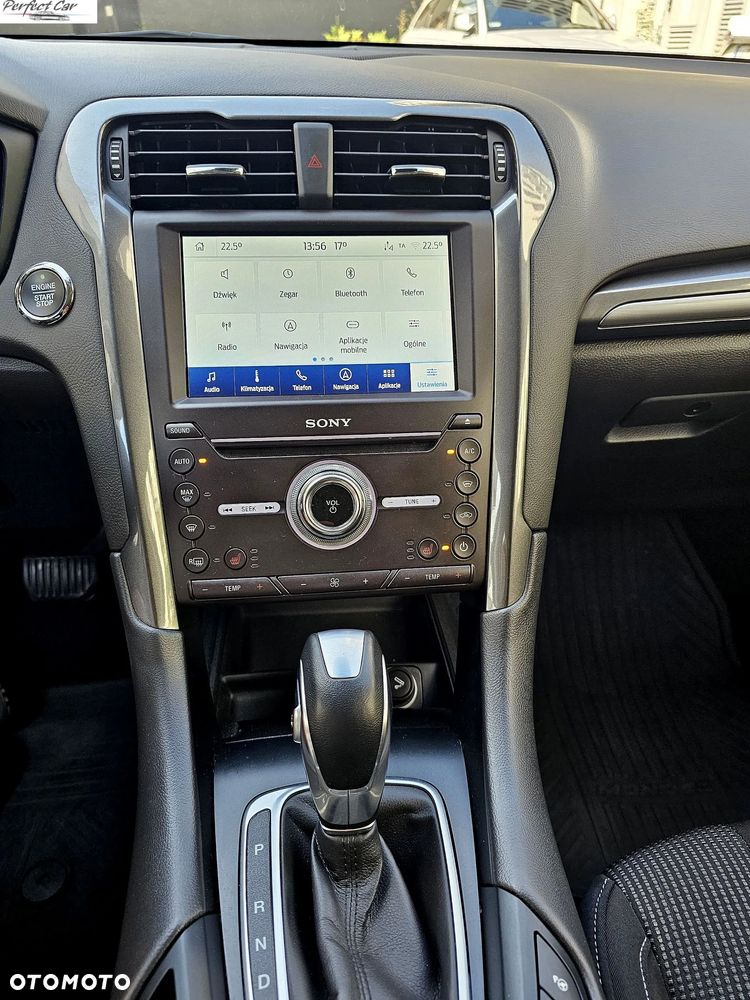 Ford Mondeo 2.0 Hybrid Titanium - 18