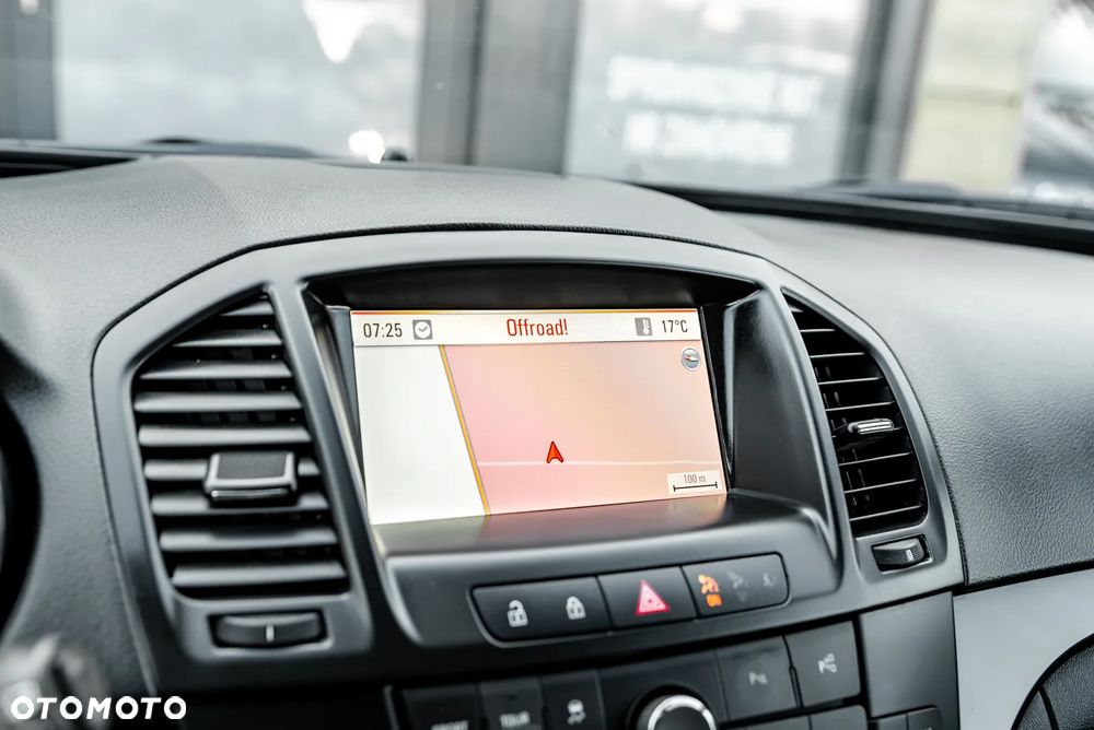 Opel Insignia 2.0 Turbo 4x4 Sport - 36