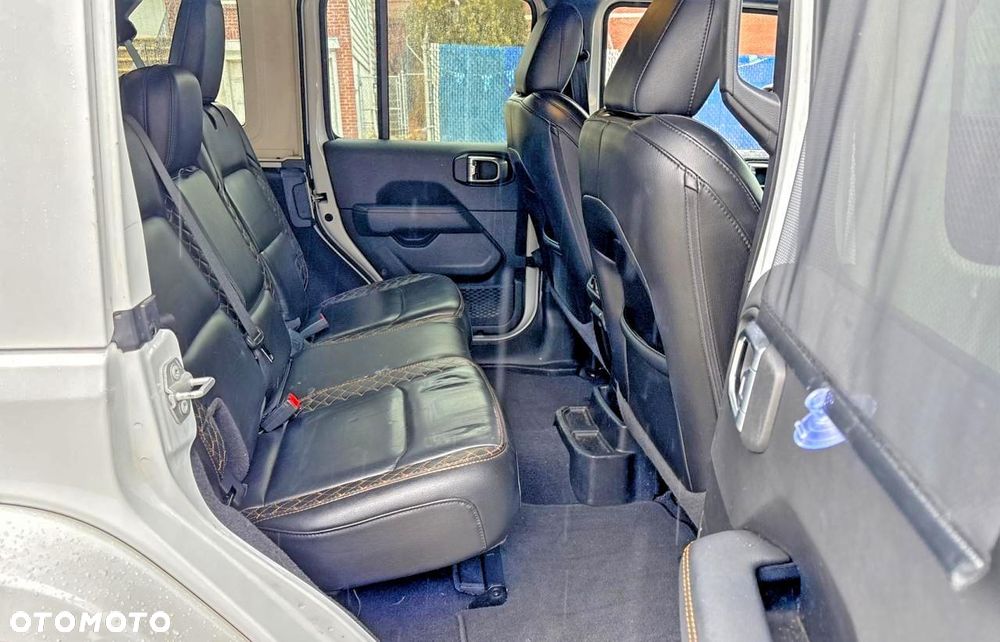 Jeep Wrangler Unlimited 3.6 Automatik Sahara - 6