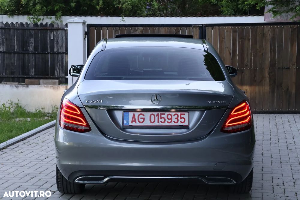 Mercedes-Benz C 220 CDI DPF BlueEFFICIENCY 7G-TRONIC Avantgarde Edition - 5