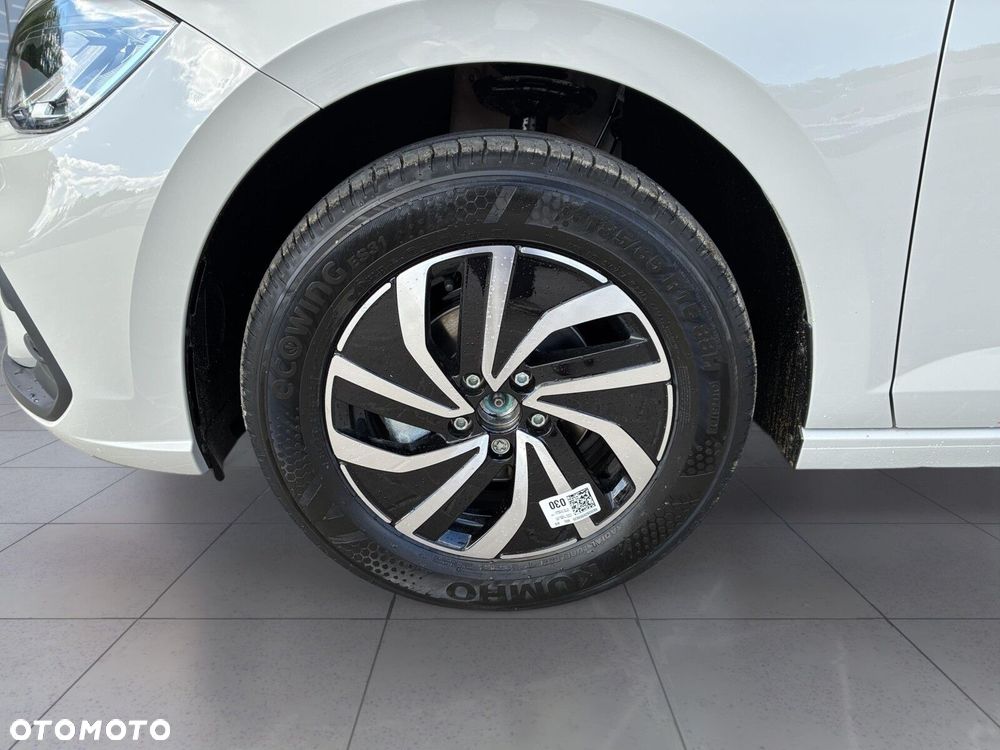 Volkswagen Polo - 29
