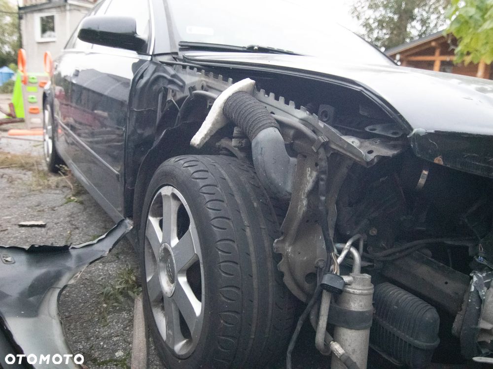 Audi A4 Avant 2003 photo 5