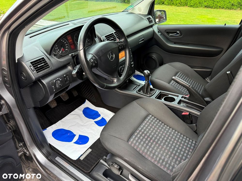 Mercedes-Benz Klasa A 160 Avantgarde - 18