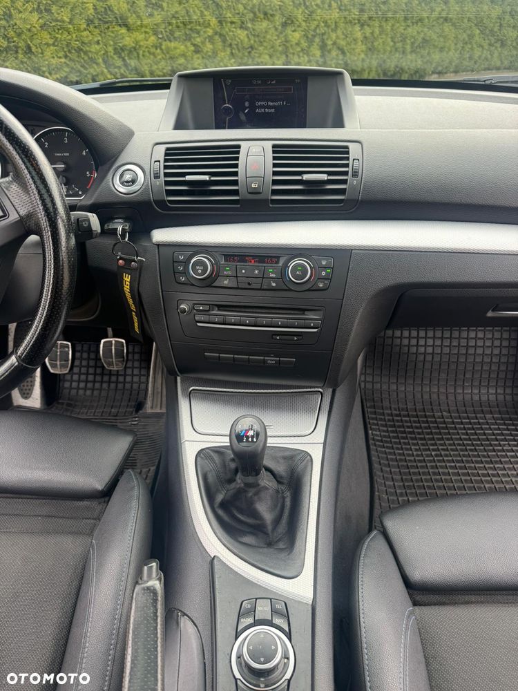 BMW Seria 1 120d - 12