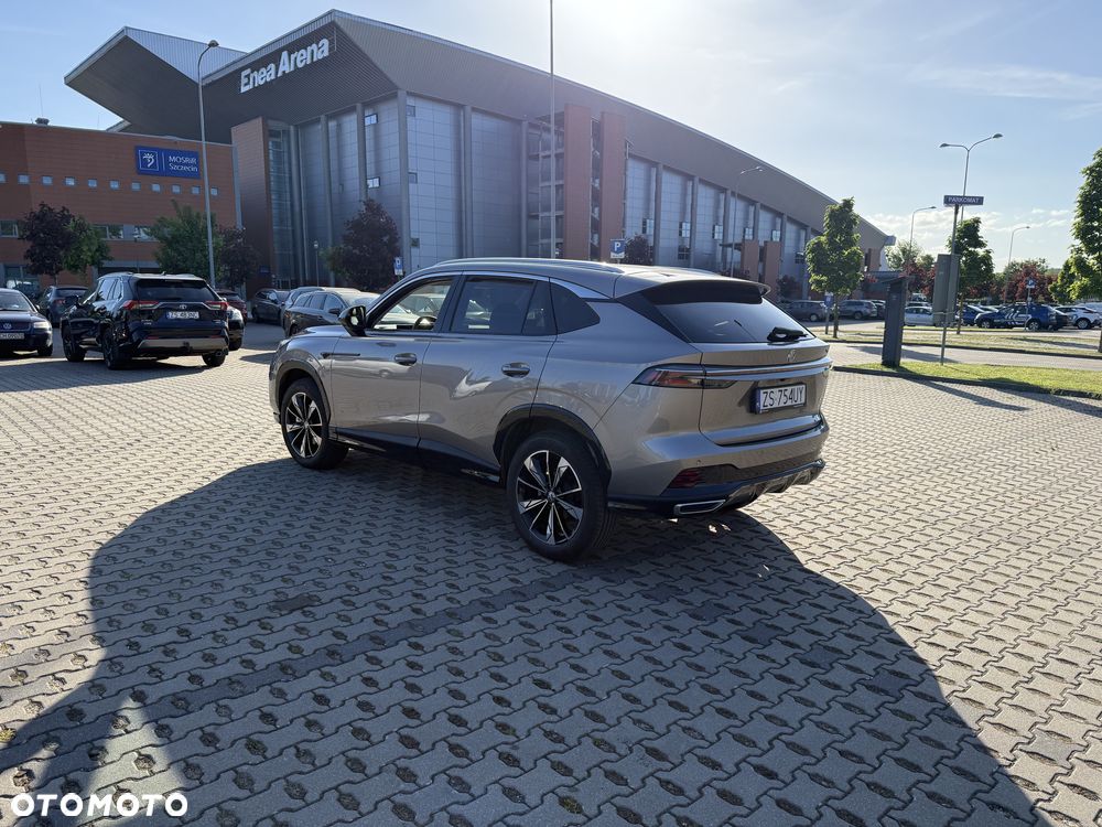 MG HS 1.5 T-GDI Exclusive - 12