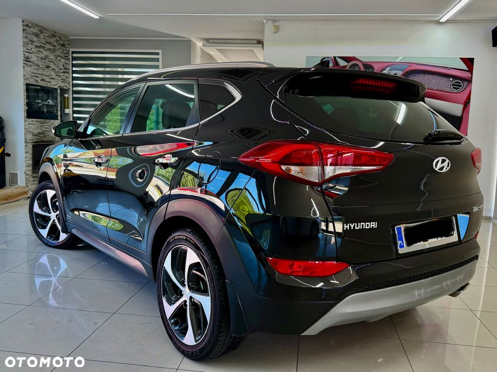 Hyundai Tucson 2.0 CRDI BlueDrive Style 2WD - 37