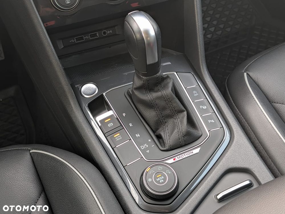 Volkswagen Tiguan 2.0 TDI SCR 4Mot Highline DSG - 26