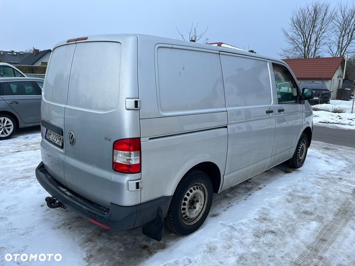 Volkswagen Transporter - 4