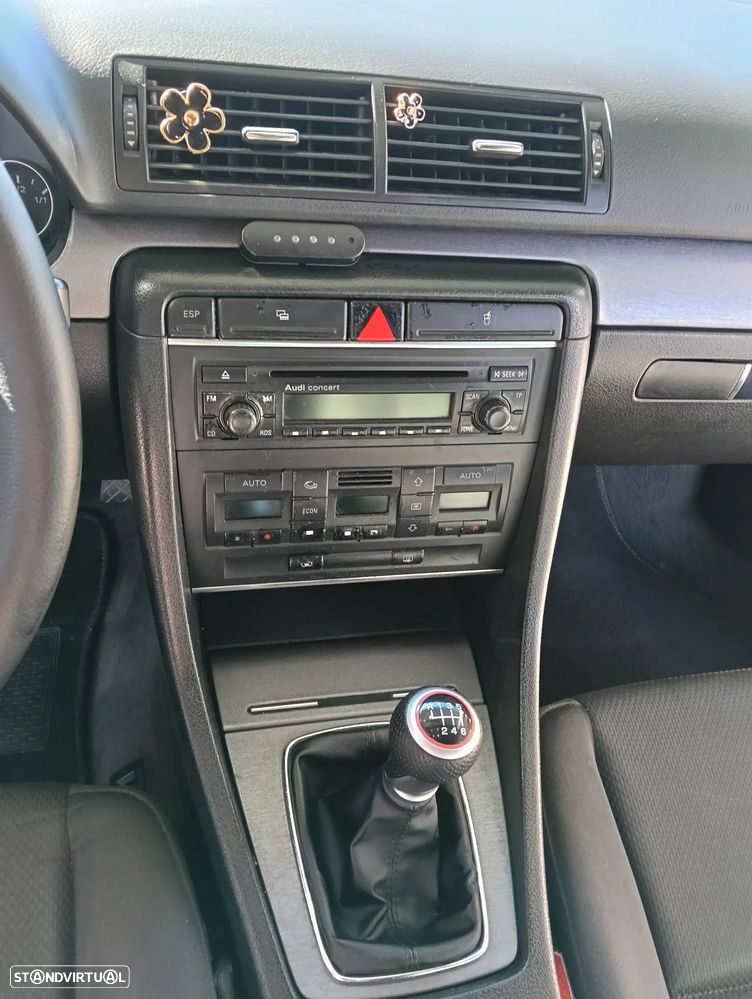 Audi A4 Avant 1.9 TDI - 10