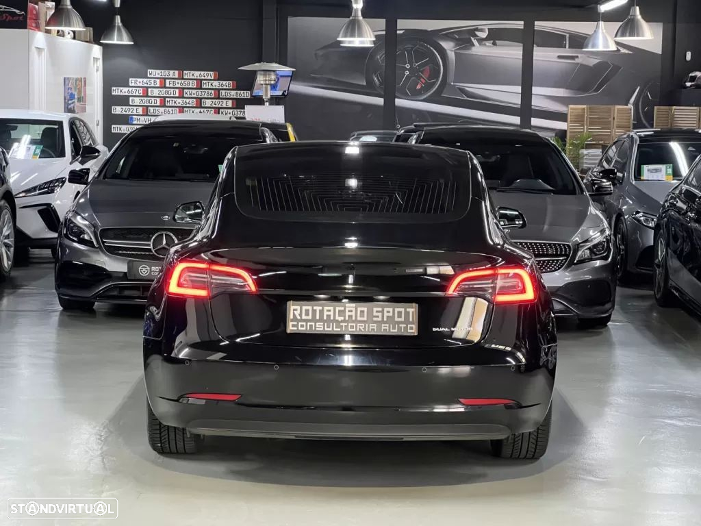 Tesla Model 3 Long-Range Dual Motor AWD - 41