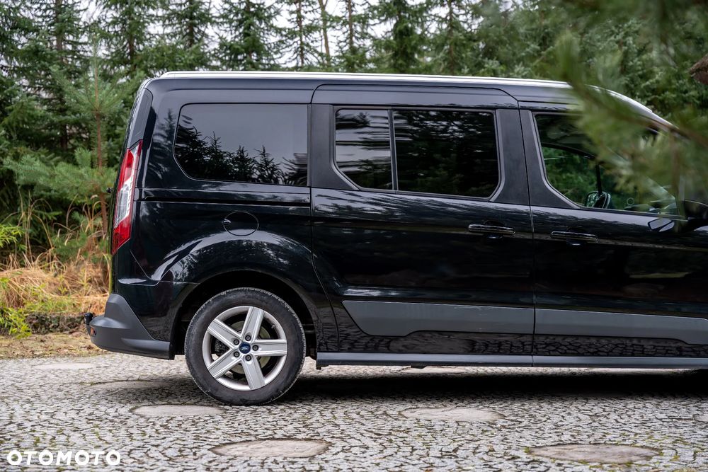 Ford Tourneo Connect Grand - 16