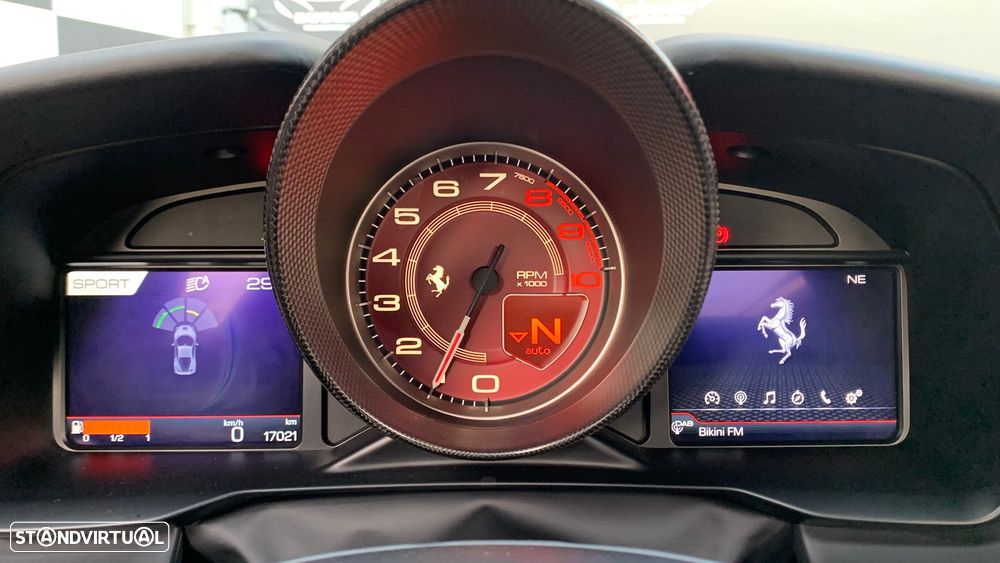 Ferrari F8 Tributo - 16