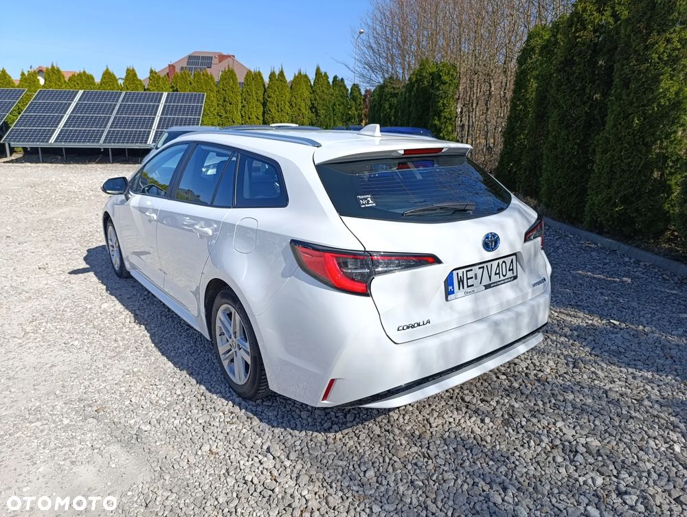 Toyota Corolla 1.8 Hybrid Comfort - 12
