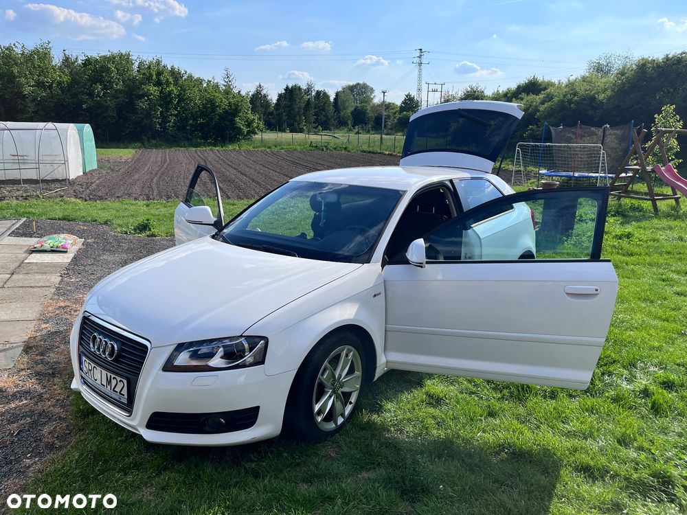 Audi A3 3-drzwiowe 2.0 TDI DPF Ambiente - 1