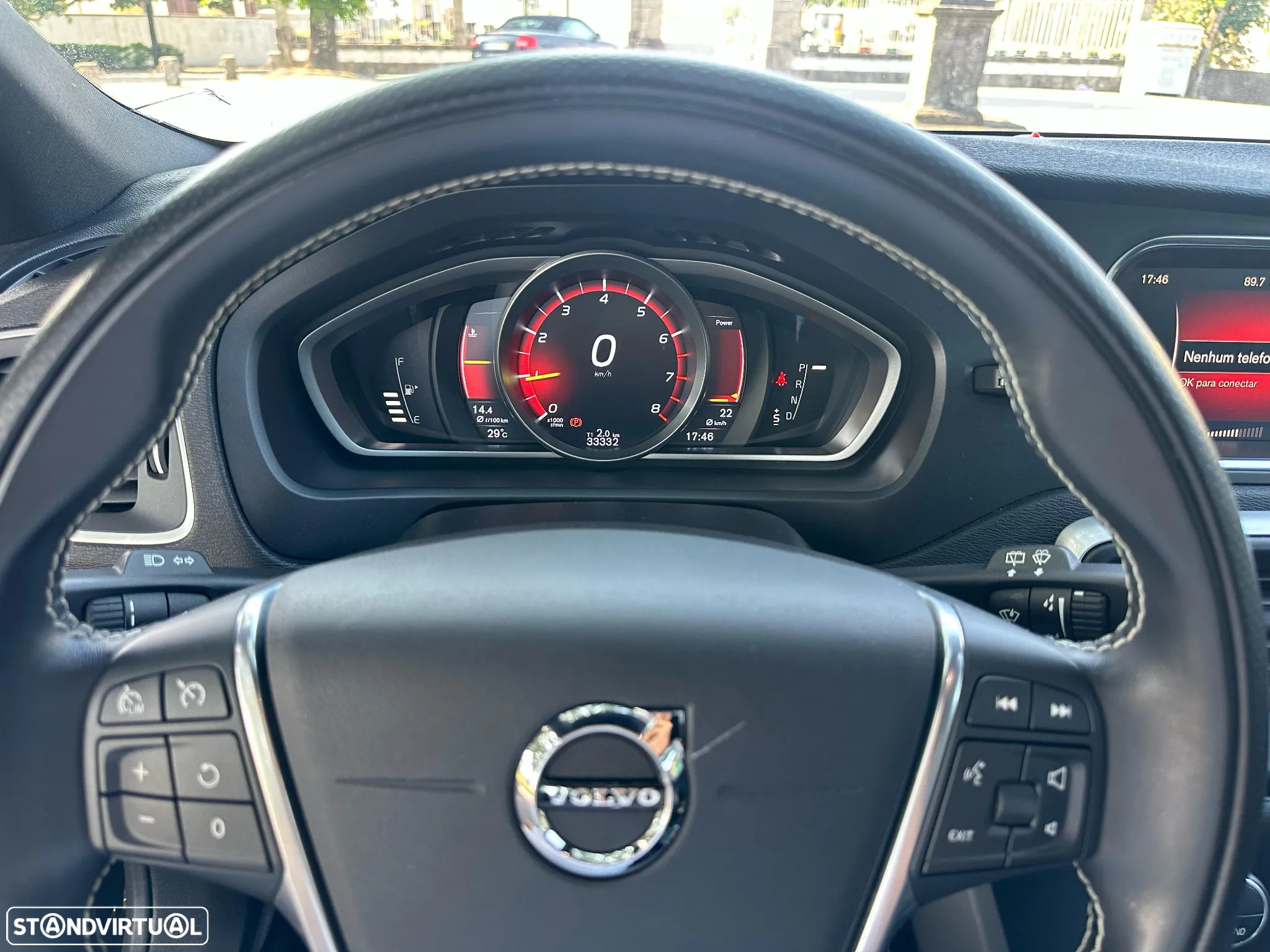 Volvo V40 1.5 T3 Sport Edition R Geartronic - 24