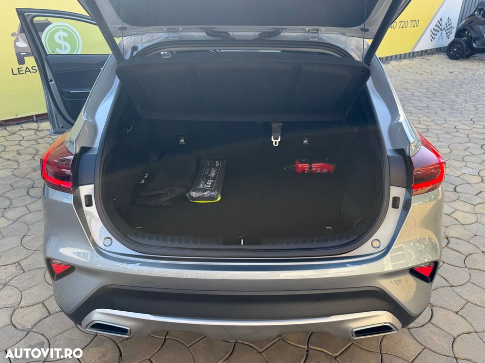 Kia XCeed - 23