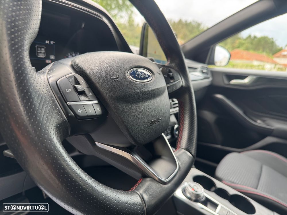 Ford Focus 1.5 TDCi ECOBlue ST-Line Aut. - 18
