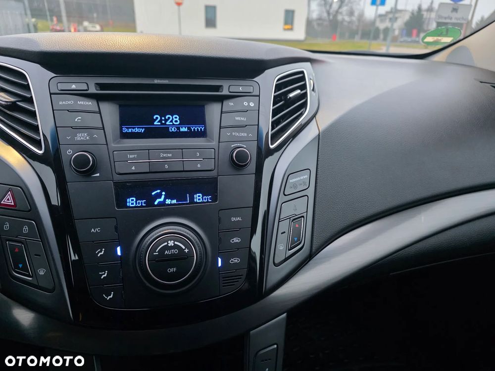 Hyundai i40 Kombi 1.7 CRDi Trend - 10