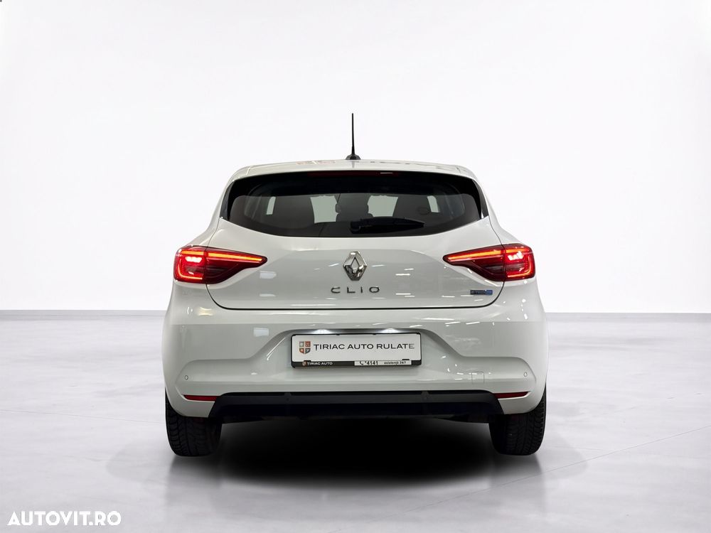 Renault Clio 2022 photo 4