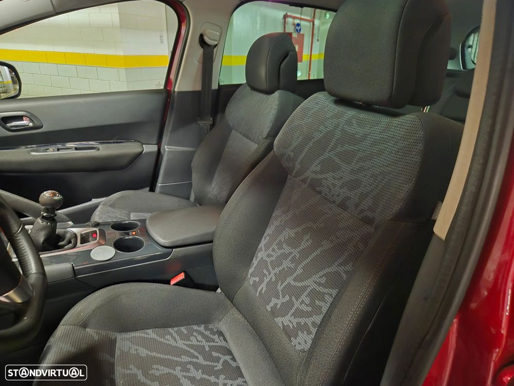 Peugeot 3008 HDi 150 Allure - 24