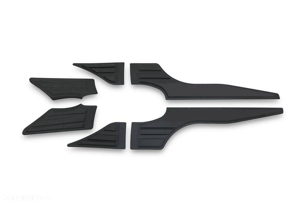 Listwy Boczne Nakładki Ochronne ISUZU DMAX D-MAX 2020+ - 2