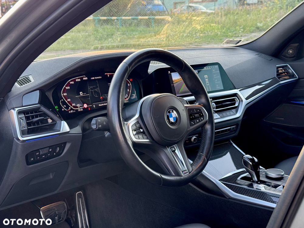 BMW Seria 3 - 12