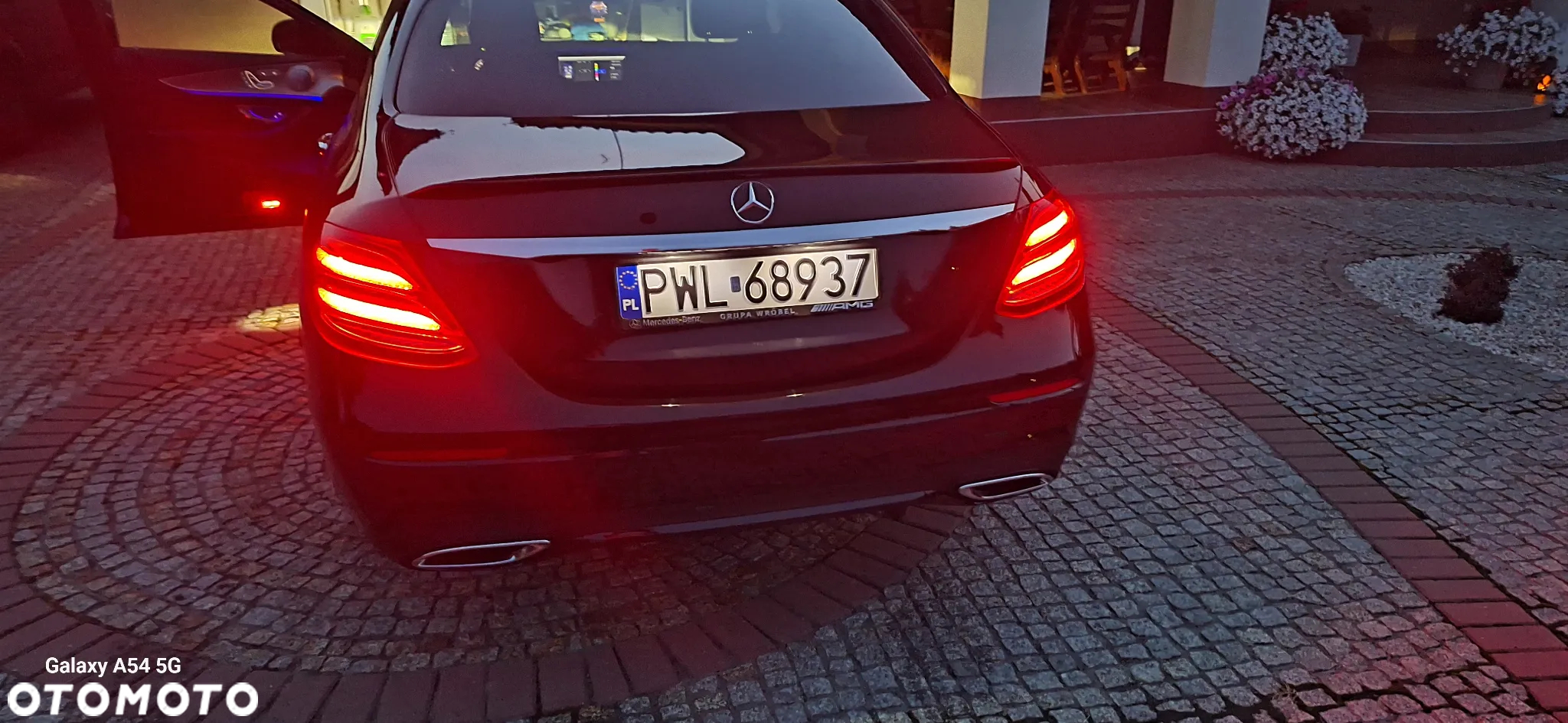 Mercedes-Benz Klasa E 220 d 4Matic 9G-TRONIC AMG Line - 14