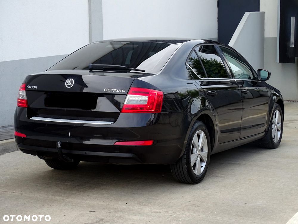 Skoda Octavia 2.0 TDI Style - 6