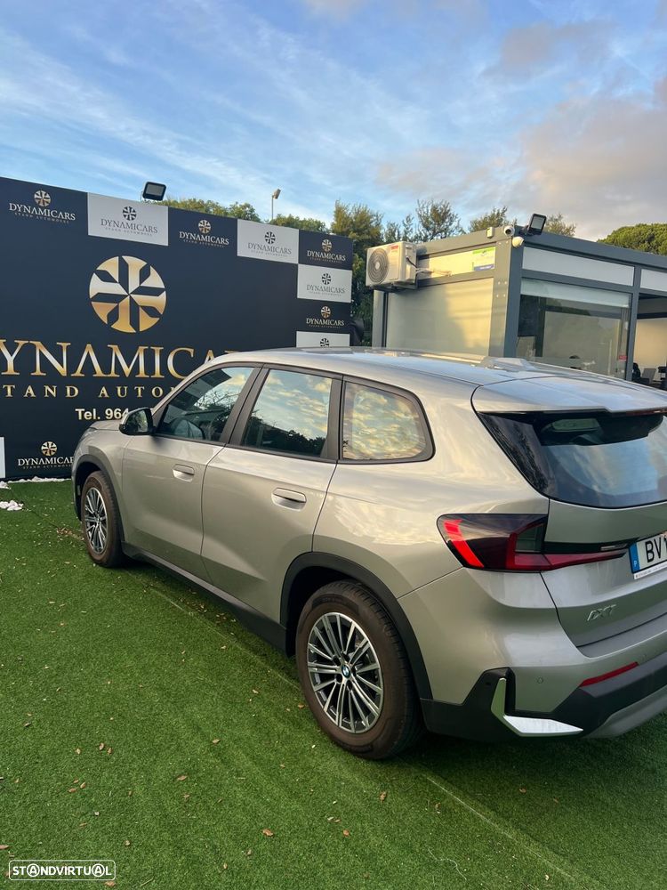 BMW iX1 xDrive30 Pack Desportivo M - 8