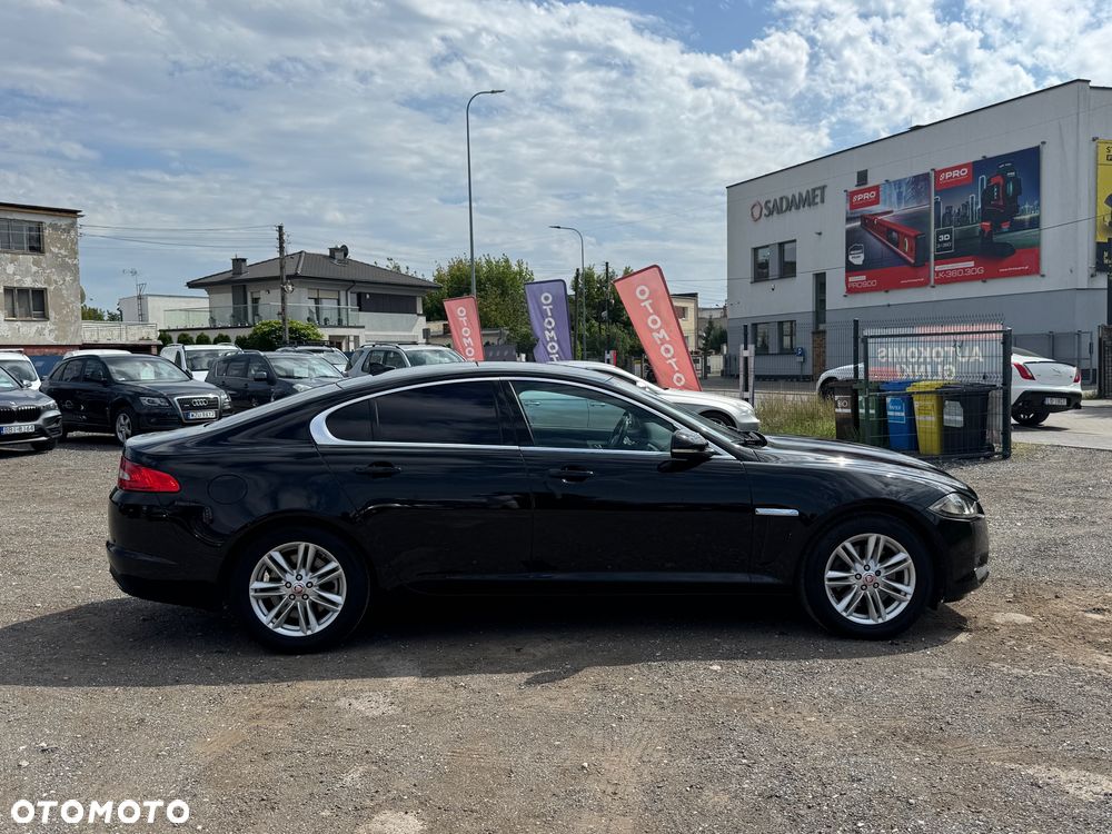 Jaguar XF 2.2 D Premium Luxury - 26
