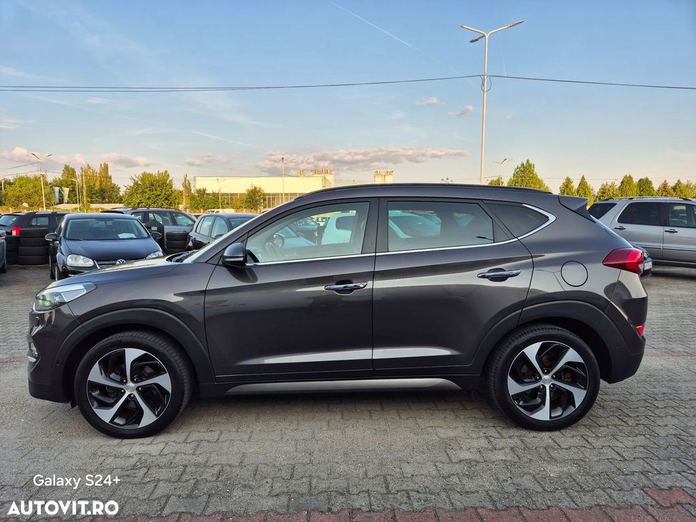 Hyundai Tucson 2.0 CRDI 4WD 6AT Luxury Pack+ - 12