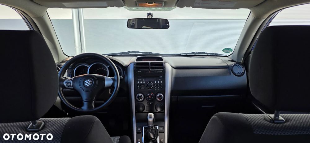 Suzuki Grand Vitara 1.6 Comfort - 12