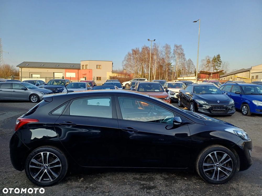 Hyundai i30 1.4 Premium - 8