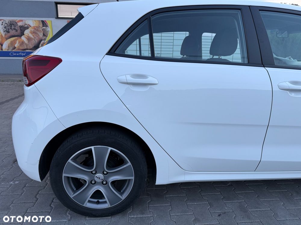 Kia Rio 1.2 L Business Line - 9