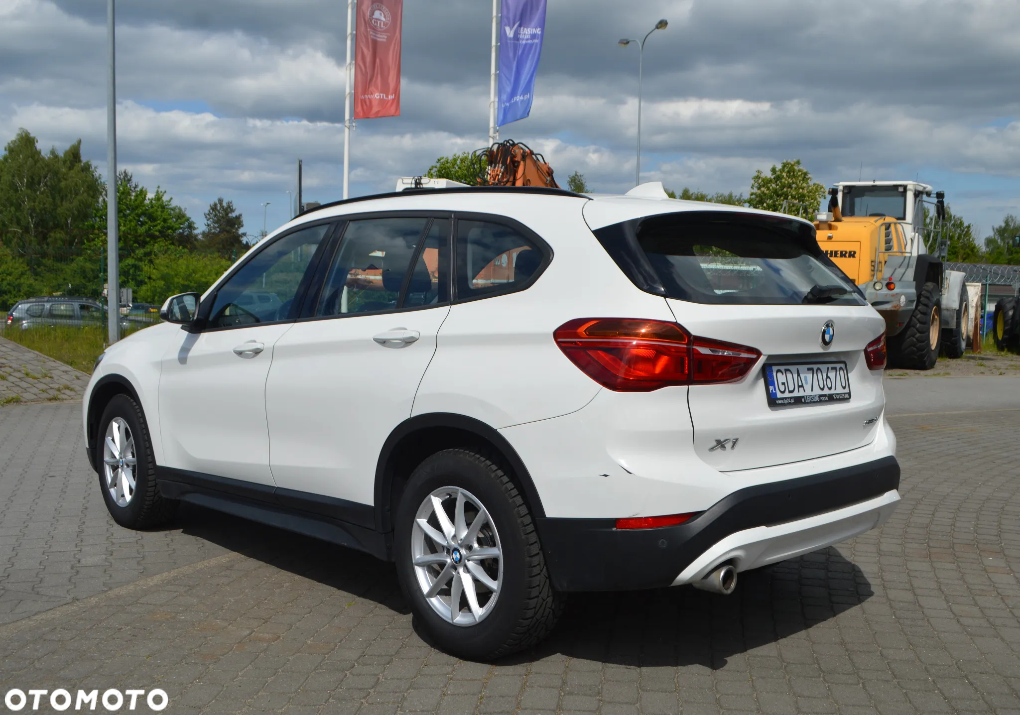 BMW X1 sDrive18i - 4