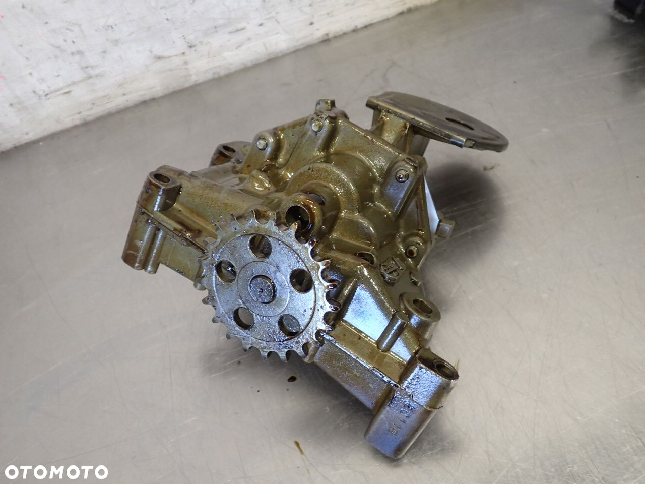 POMPA OLEJU PEUGEOT 1007 1.6 9621114110   9652619380 - 7